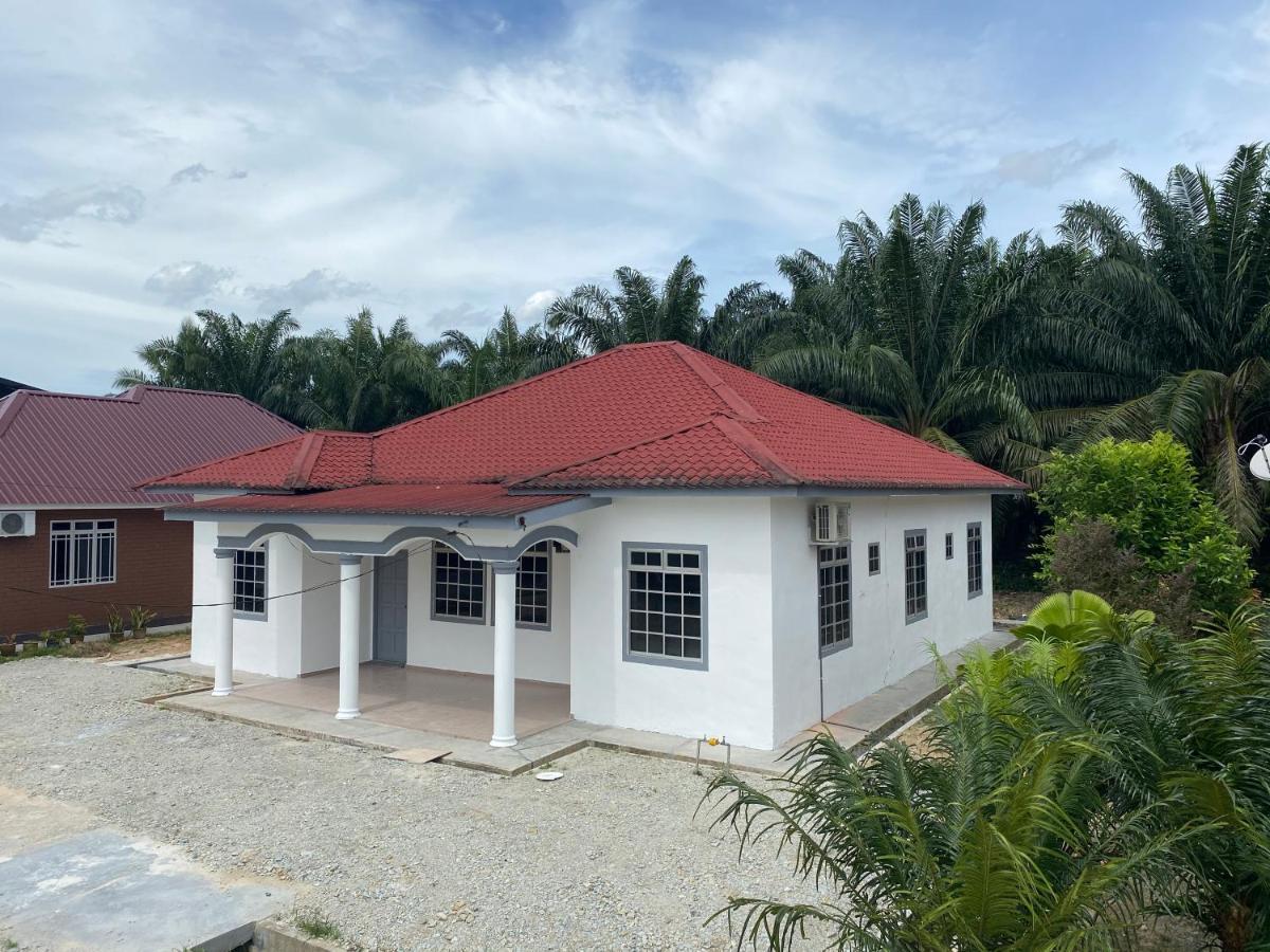 Cempaka Homestay باريت راجا المظهر الخارجي الصورة